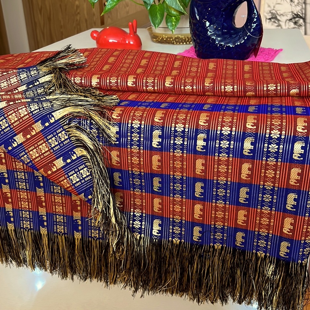 NWOT Thai tradition elephant red/gold/blue table cloth